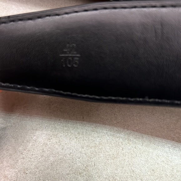 Authentic Gucci Belt - Picture 3 of 7